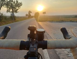 Vcerejsi popracovni vyzva dat co nejvic km. Naplanoval jsem si trasu na Kralupy, Slany a zpet a to vse co nejvice po...